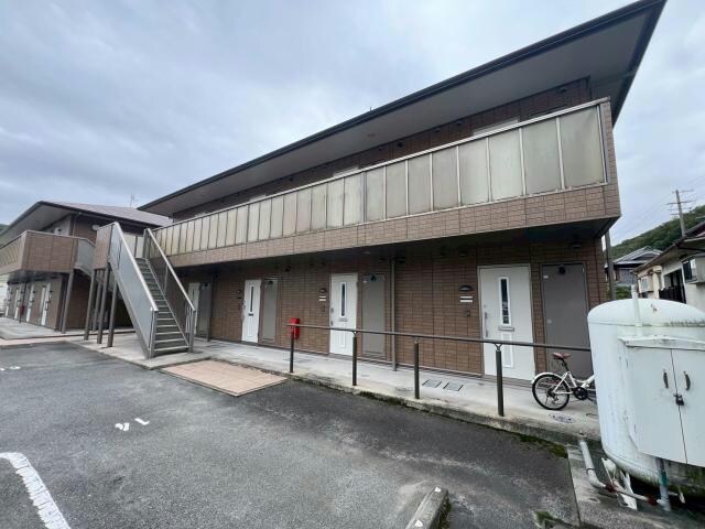 プランドール砥堀の物件外観写真