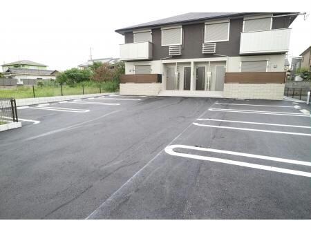 アインスコートⅢの物件外観写真