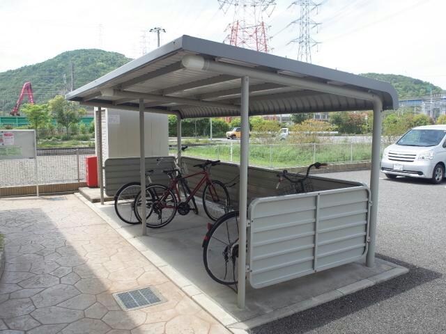 グラスランドの物件外観写真