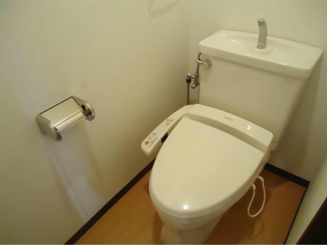 キャッスルコート東辻井の物件内観写真