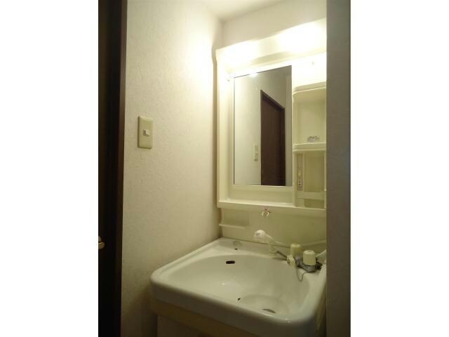 キャッスルコート東辻井の物件内観写真