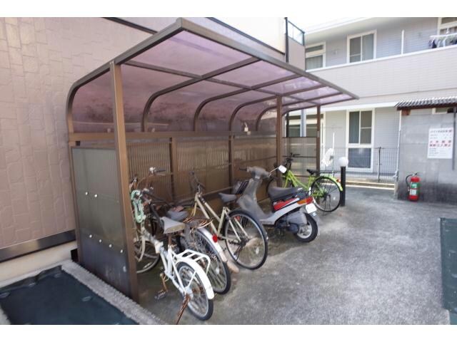 アーバンライフ吉田Aの物件外観写真