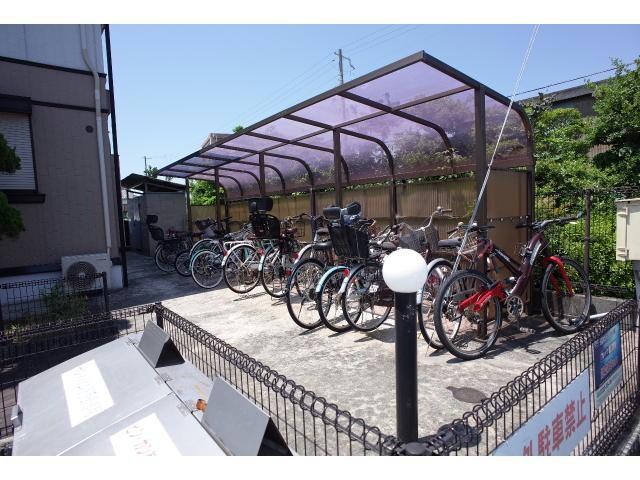 サンハイム下手野Aの物件外観写真