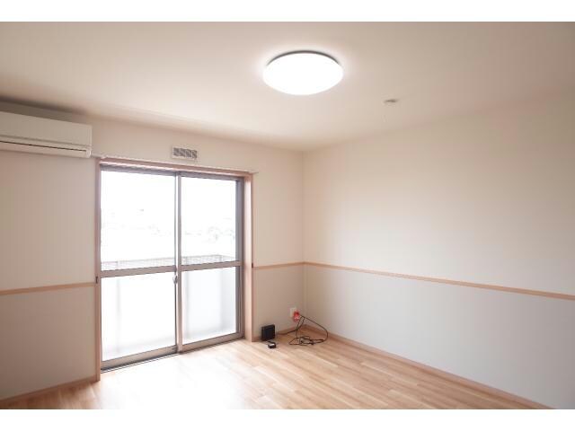 ラ・ルーチェの物件内観写真