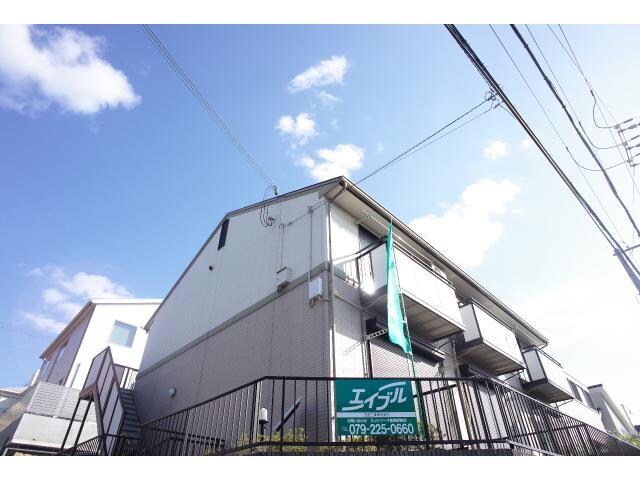 ウエストヴィラの物件外観写真