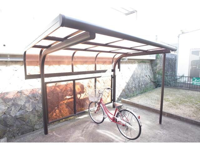 ウエストヴィラの物件外観写真