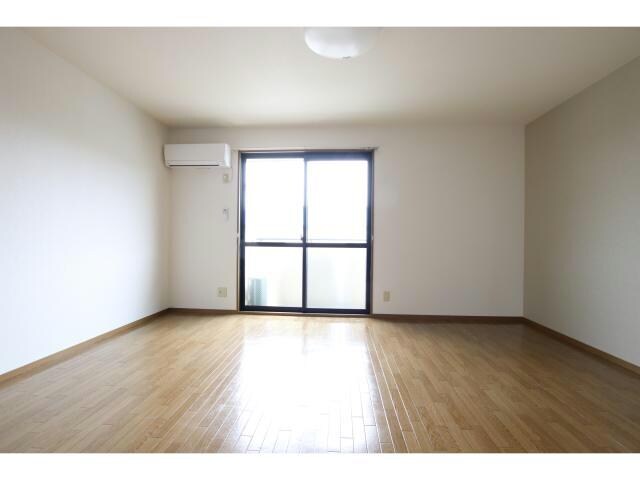 サニーハイツ田寺B棟の物件内観写真