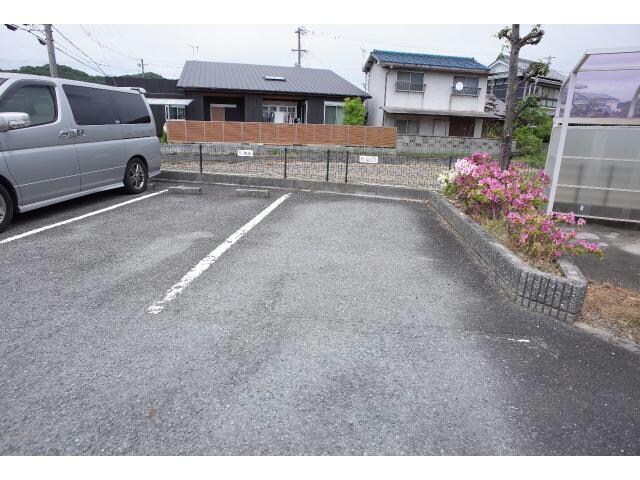 ハイツブランドールの物件外観写真