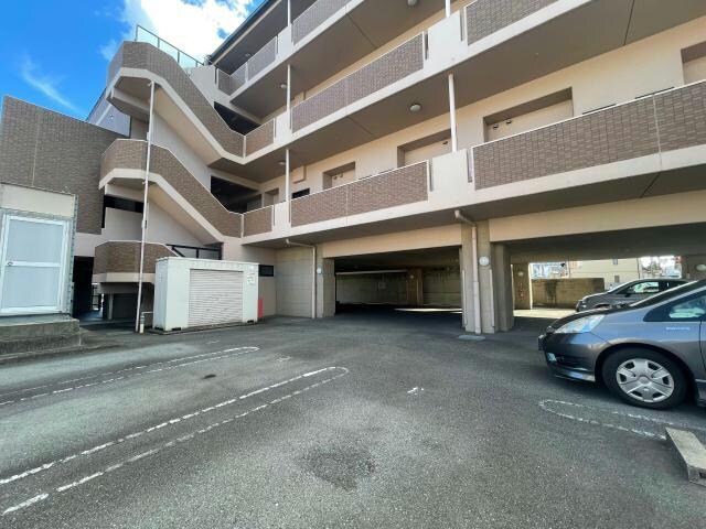 ネオクオーツ幸　弐番館の物件外観写真