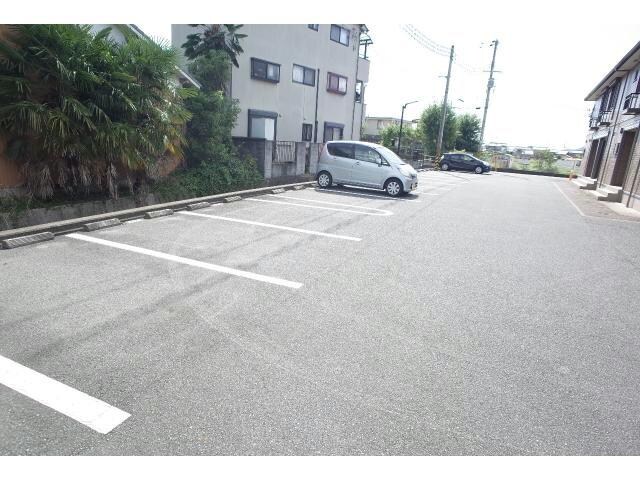 ロイヤルメゾンマエダの物件外観写真