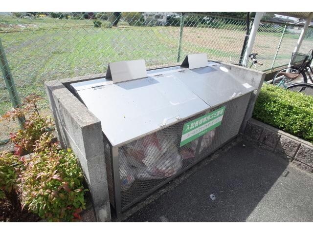 ロイヤルメゾンマエダの物件外観写真