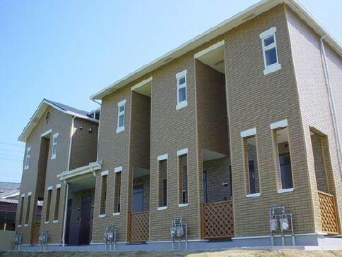 メゾン・サンベリーナの物件外観写真