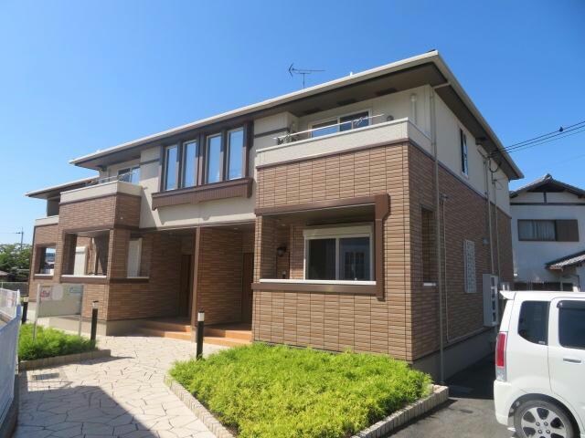 グレース六番館の物件外観写真