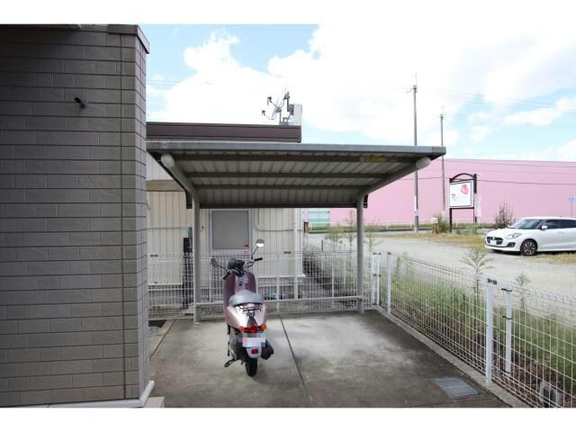 プラシードの物件外観写真