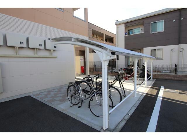 ア・ラ・メルシーの物件外観写真