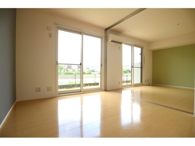 ティーダ御立　A棟の物件内観写真