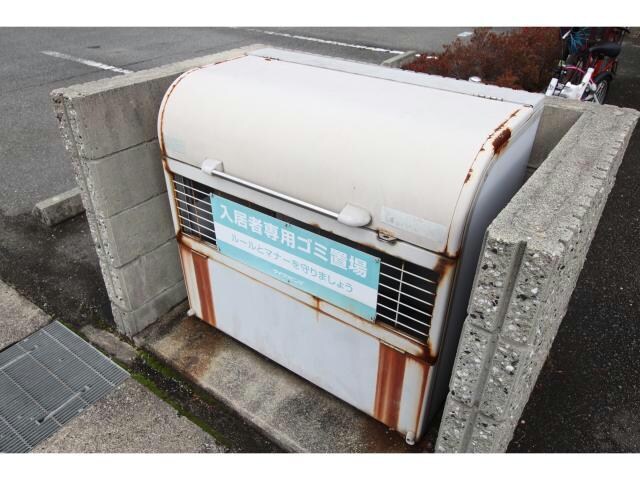 ハッピーロード佐土の物件外観写真