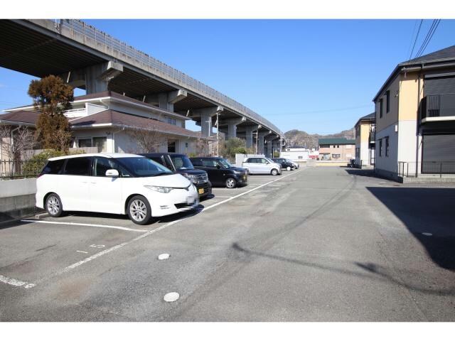 フォーレス佐土Bの物件外観写真