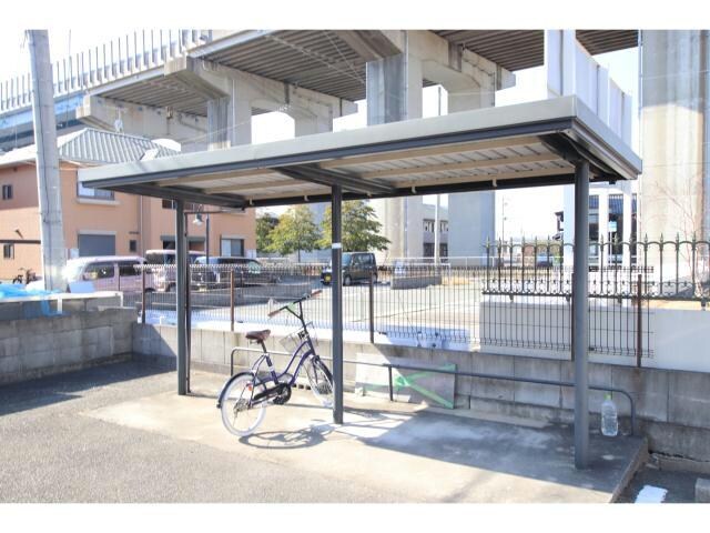 フォーレス佐土Bの物件外観写真