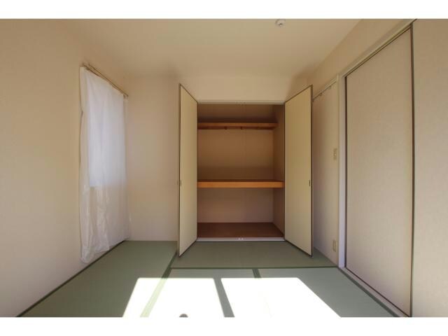 フォーレス佐土Bの物件内観写真