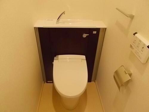 フィールド　ミドル・ライペンⅡの物件内観写真