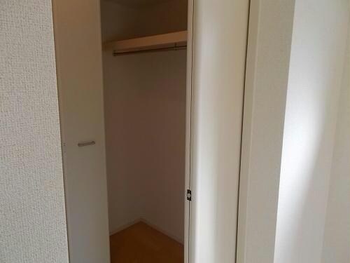 フィールド　ミドル・ライペンⅡの物件内観写真