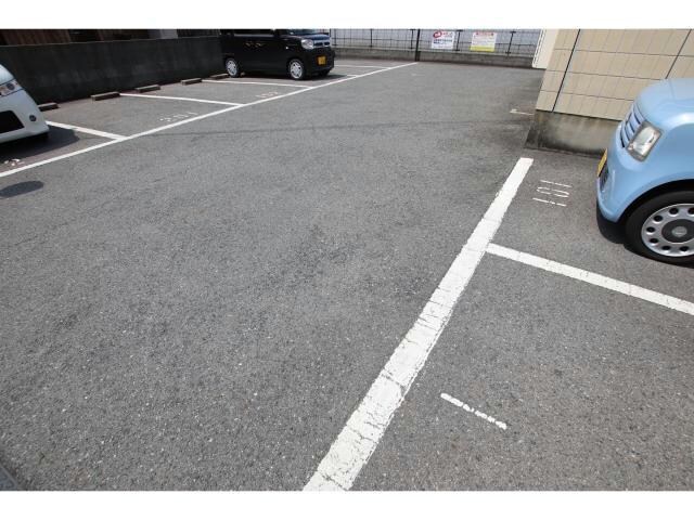 ウォームフロント岡田の物件外観写真