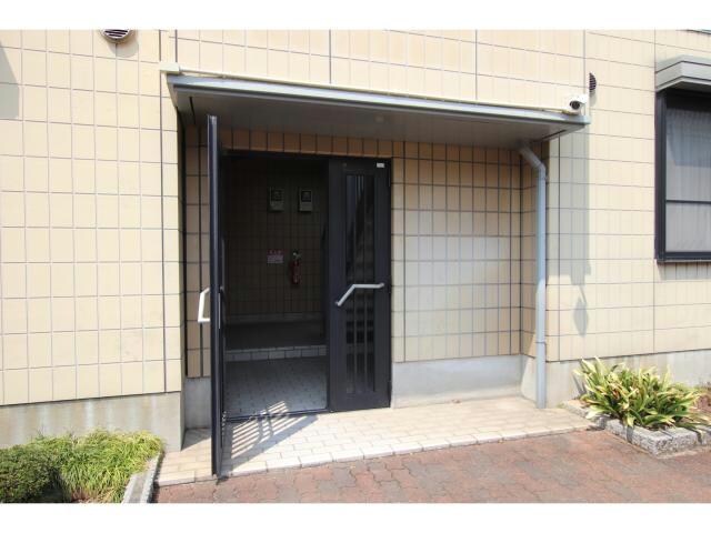 ウォームフロント岡田の物件外観写真