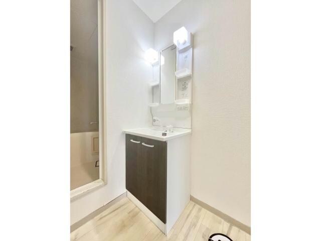 ウォームフロント岡田の物件内観写真