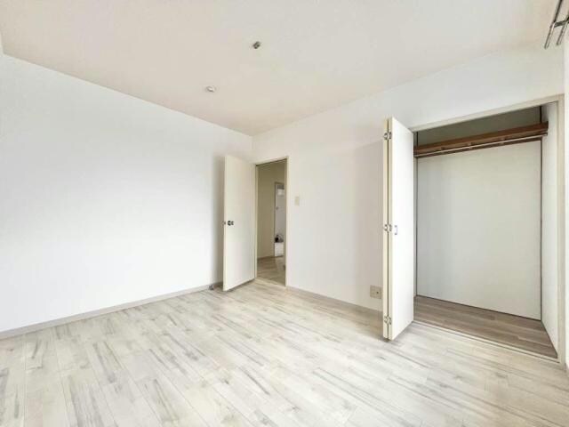 ウォームフロント岡田の物件内観写真