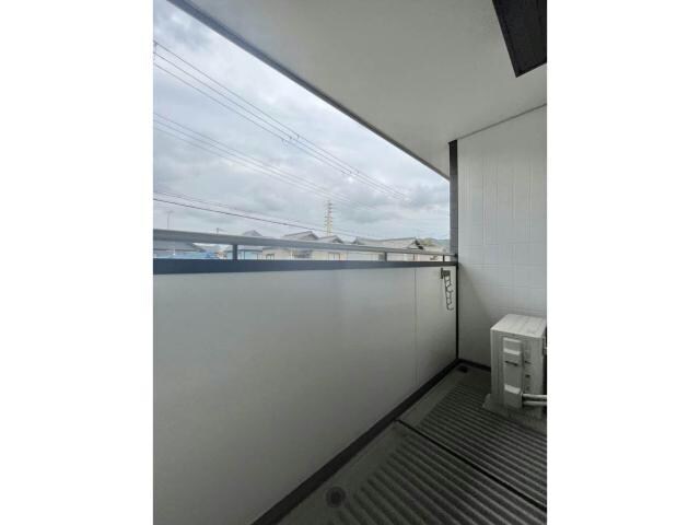 ウォームフロント岡田の物件内観写真