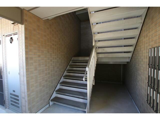 ウィステリアコートの物件外観写真