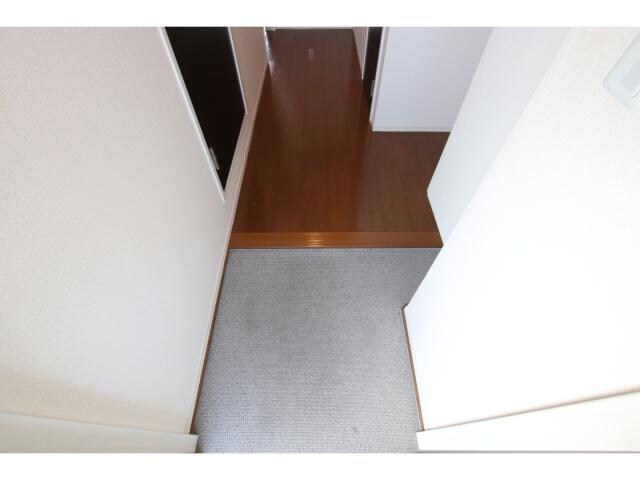 ウィステリアコートの物件内観写真