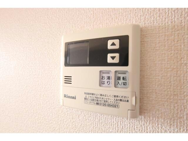 ウィステリアコートの物件内観写真