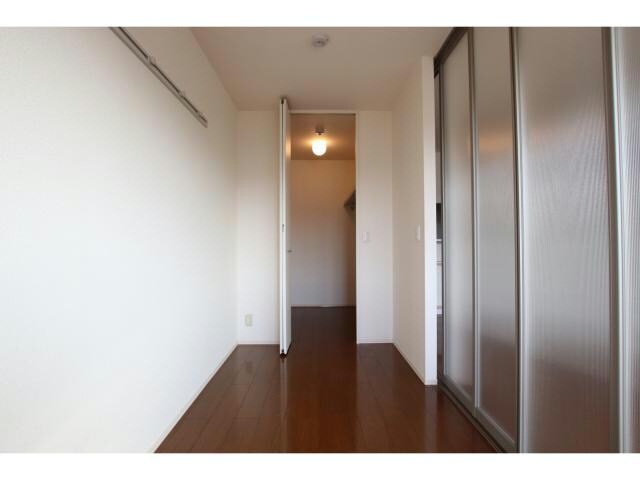 ウィステリアコートの物件内観写真