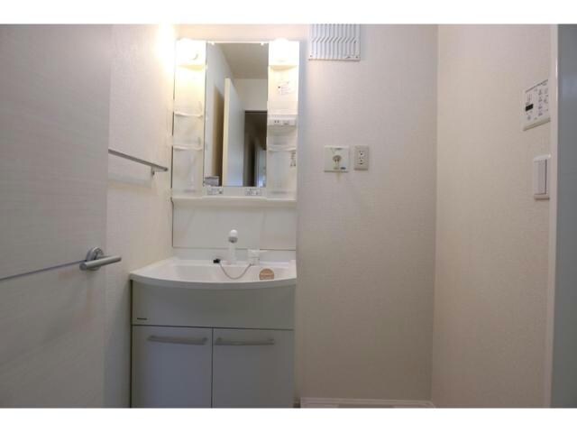 モダンコート東阿保の物件内観写真