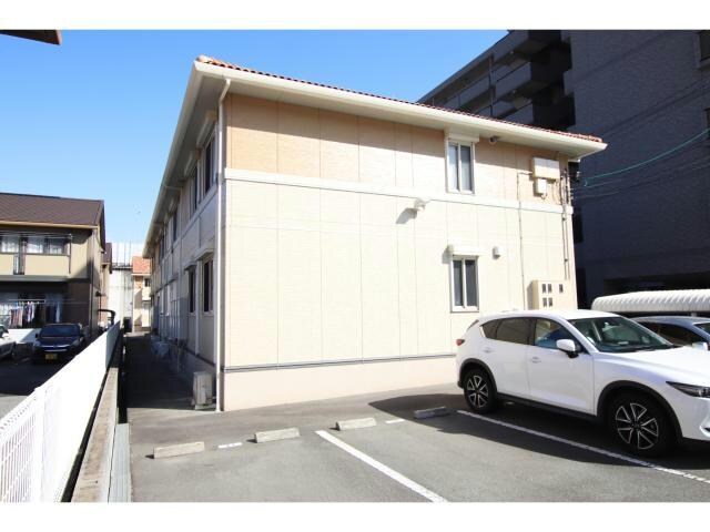 グランモア航　A棟の物件外観写真