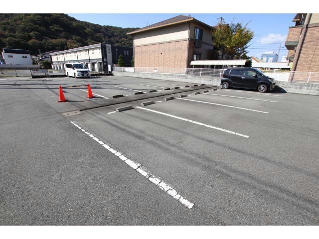 グランモア航　A棟の物件外観写真