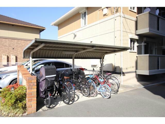 グランモア航　A棟の物件外観写真