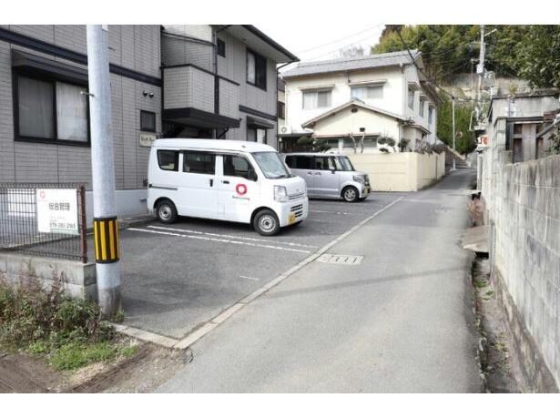 ウィズファイブの物件外観写真