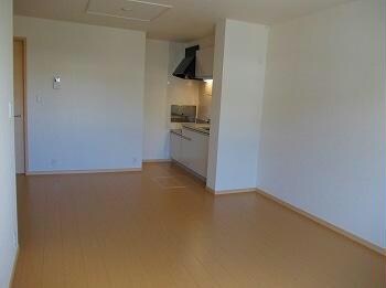 アイリスガーデンBの物件内観写真