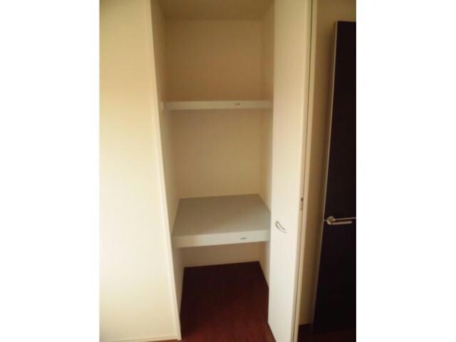 クローバー・シャトレの物件内観写真