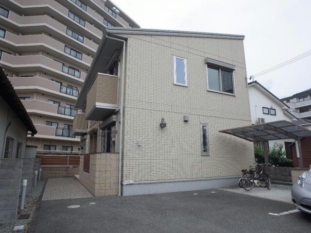 ラ・メゾン・ド・ハセナカの物件外観写真