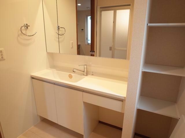 ラ・メゾン・ド・ハセナカの物件内観写真