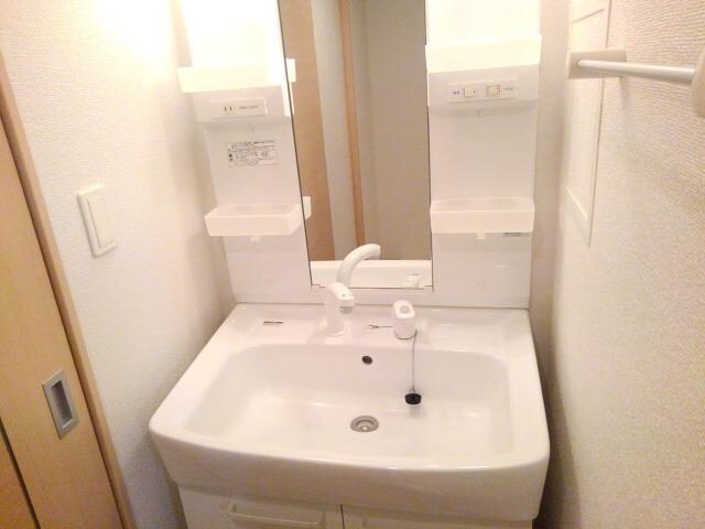 フォーシーズンの物件内観写真