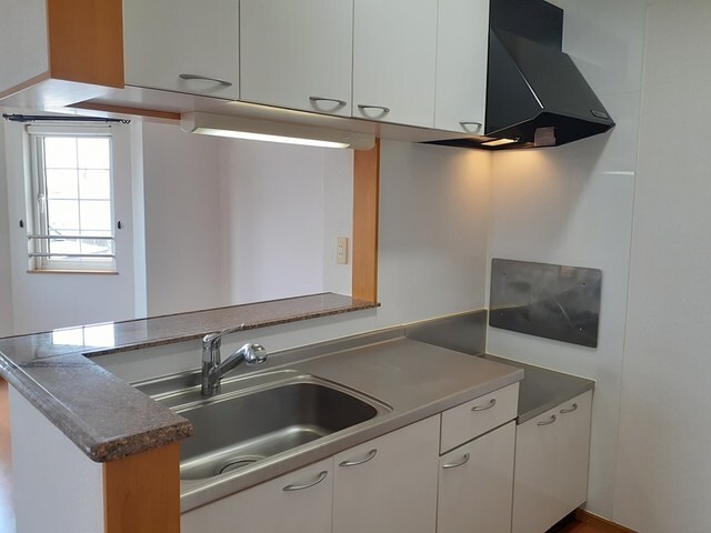 ヴィラプリムローズＢの物件内観写真