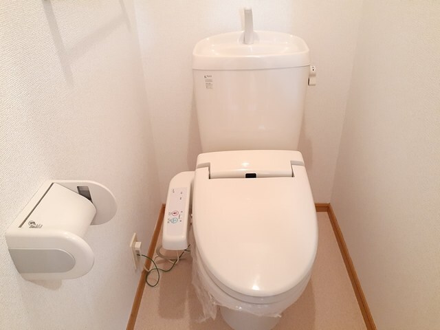 ヴィラプリムローズＢの物件内観写真