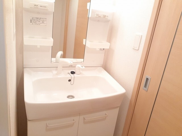 ヴィラプリムローズＣの物件内観写真