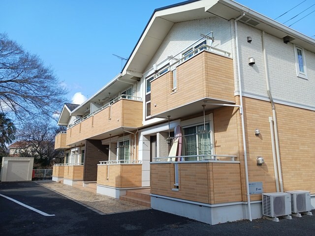 クレスト小野澤の物件外観写真