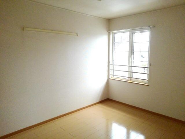 ラフィーネＢの物件内観写真